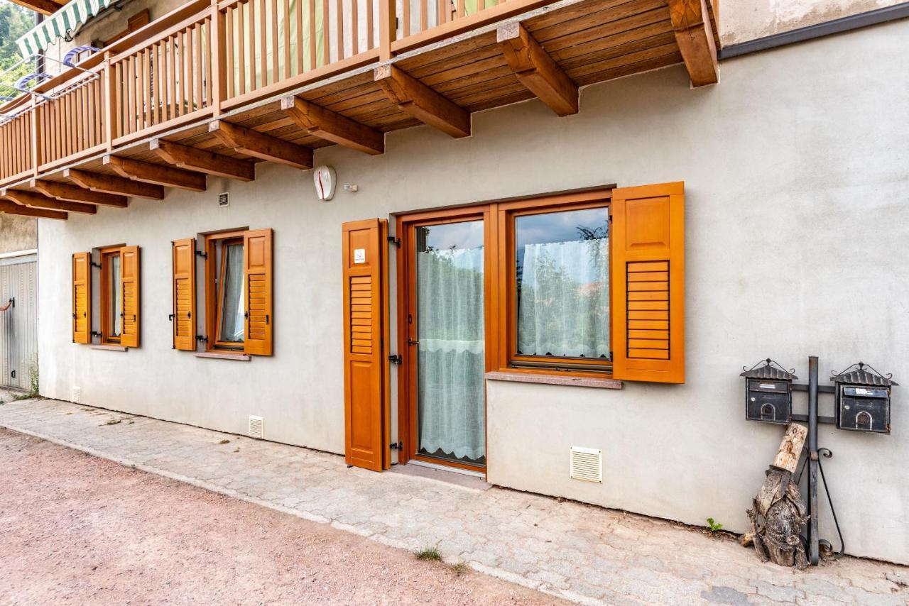 Residenza Glicine Lägenhet Pergine Valsugana Exteriör bild